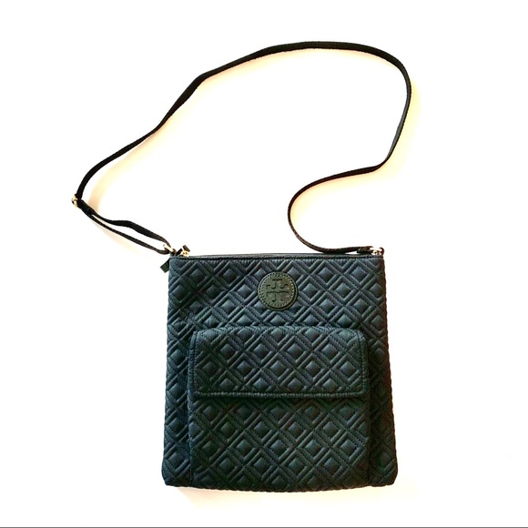 Tory Burch Ariana Quilted Swingpack - Picture 1 of 8